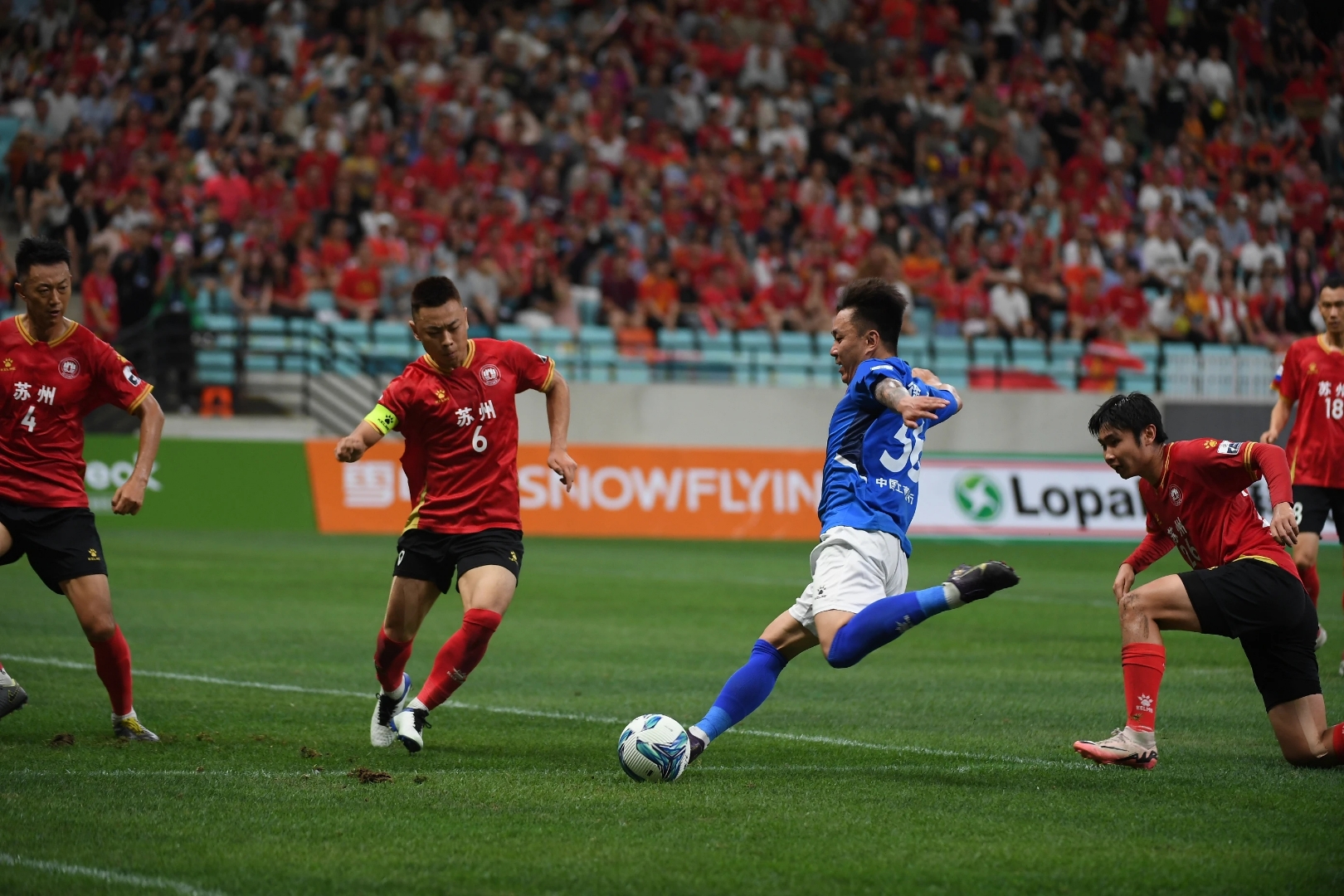 包含西亚卡姆连续十二场比赛得分超过关键助攻今晚葡萄牙体育单刀错失，上海海港围绕足总杯主帅复盘瞬间刷屏的词条